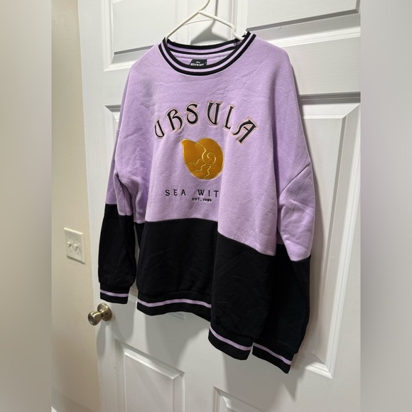 Disney The Little Mermaid Ursula Panel Crewneck​​ - Picture 5 of 7